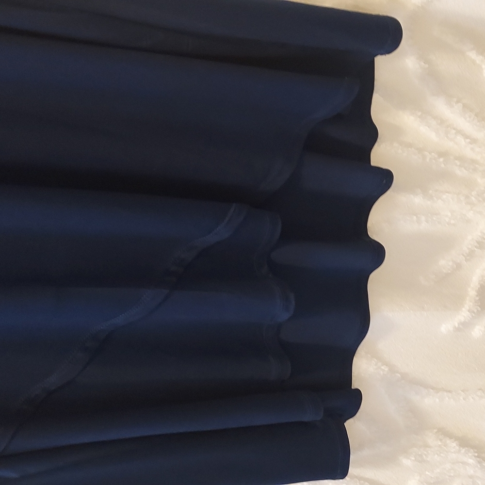 Dress - Picture 7 of 7